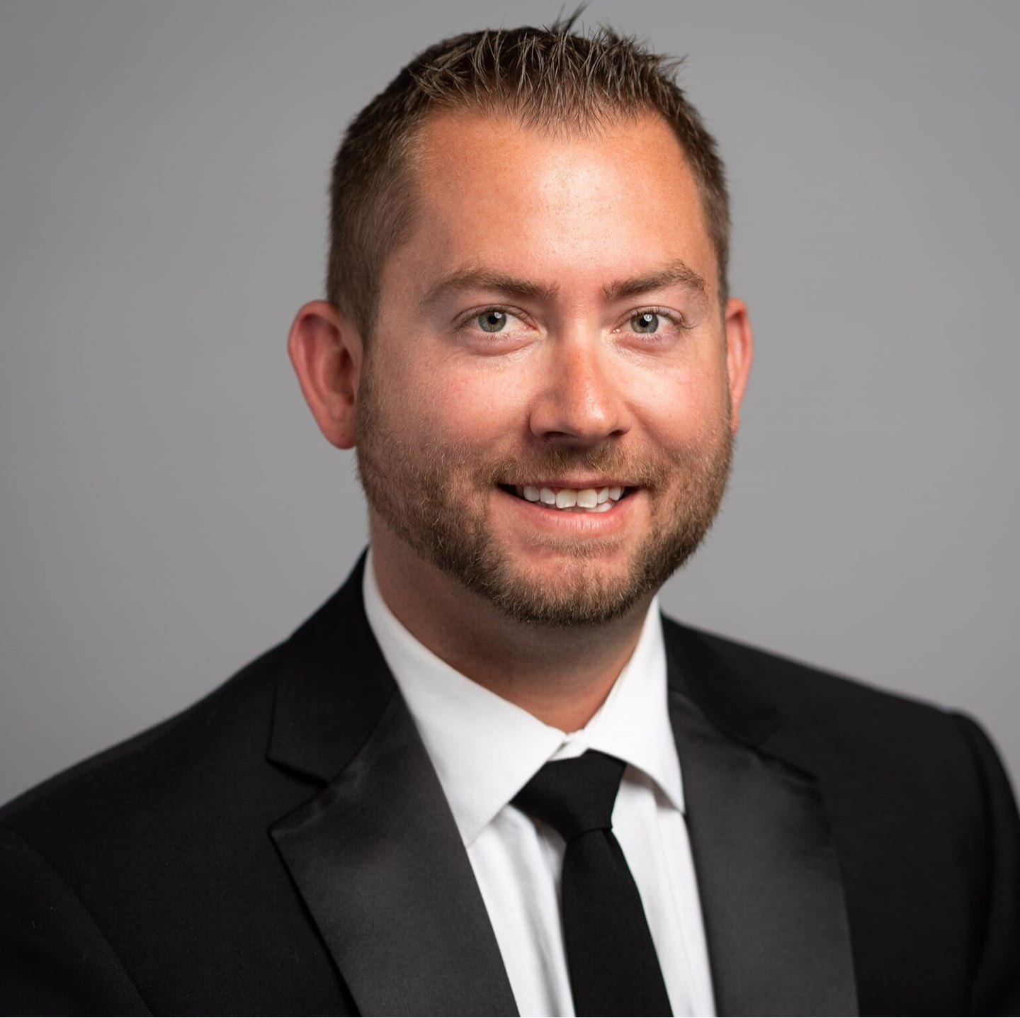 Mathew Moore Real Estate Agent in Pewaukee, Wisconsin HOUSEJET