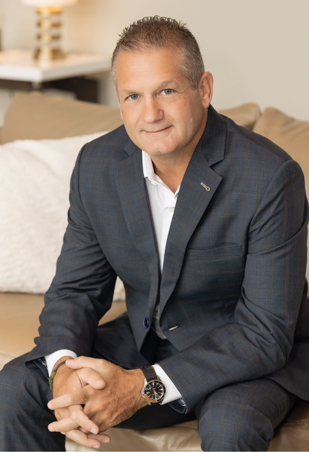 Troy Dixon Real Estate Agent in Indianapolis, Indiana HOUSEJET